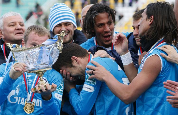 øvbøv. I Super Cup-kampen inden sæsonen vandt Zenit St. Petersborg 1-0 over CSKA Moskva, og i den første ligakamp blev det i søndags 1-1, men det ene point er nu blevet frataget mesterklubben. 