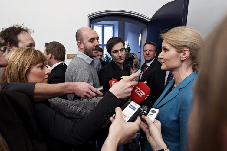 2020. Presseopbuddet var naturligvis stort, inden Helle Thorning-Schmidt gik ind til forhandlingerne med Claus Hjort Frederiksen. 
