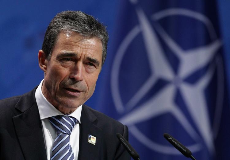 KRIG. Natos generalsekretær Anders Fogh Rasmussen vurderer, at Nato har behov for flere kampfly i Libyen. 