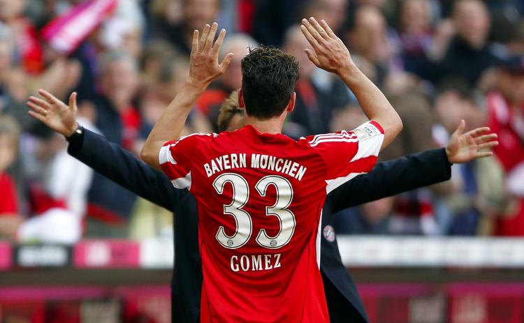 hattrick. Med målene til 2-0, 3-0 og 4-0 scorede Mario Gomez hattrick i første halvleg. 