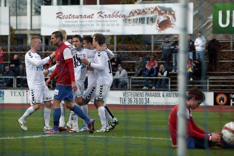 afgørelsen. Efter 11 minutter scorede Thomas Mikkelsen (18) kampens eneste mål. 