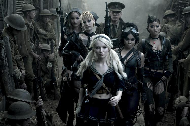 Guldnørd. Hovedpersonen i Zack Snyders nye film, 'Sucker Punch', hedder Babydoll, og hendes fremtidsdrømme er mildt sagt ikke pæne. Foto: Warner Bros., Christophe Ena/AP 