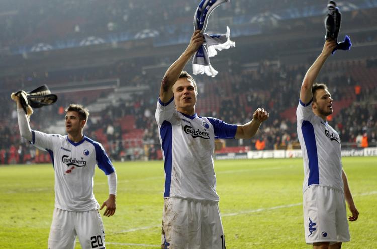 lukket. Fra venstre ses FCK'erne Martin Vingaard, Jesper Grønkjær og William Kvist, som alle har været nøglespillere i klubbens successæson. Og de er ikke til salg, fastslår sportsdirektøren. 