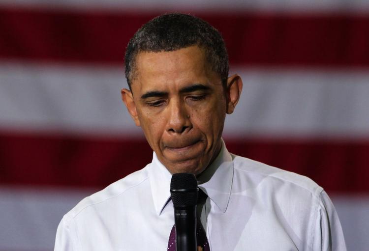 Anklager. Barack Obama må findes sig i, at hans personlige baggrund igen og igen er årsag til angreb og mistænkeliggørelse. 