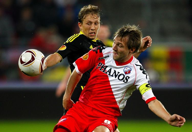 klubskifte. Michael Silberbauer i FC Utrecht-trøjen. Danskeren vil gerne spille i England, inden han slutter karrieren i Danmark. 