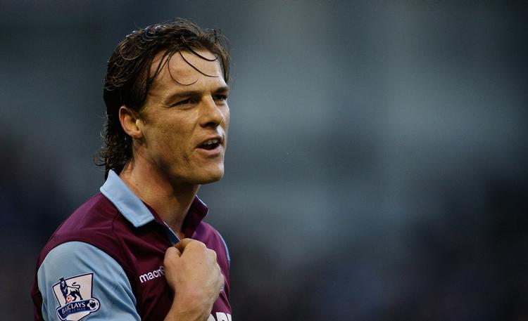 comeback. En energisk indsats krydret med seks mål i Premier League gav tidligere i år Scott Parker comeback på landsholdet til kampen mod Danmark. 