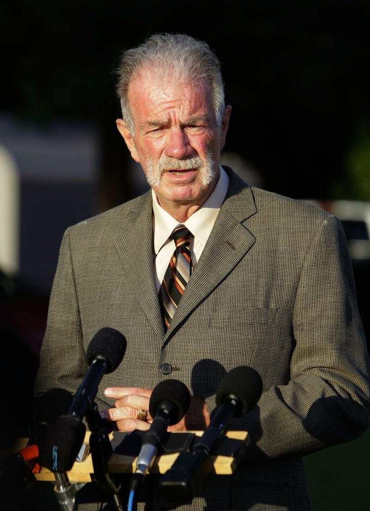 Stunt. Den amerikanske præst, i hvis kirke Koranen i sidste måned blev brændt af, kunne også godt forestille sig, at slæbe profeten Muhammed i retten, ligesom han gjorde med Koranen. 