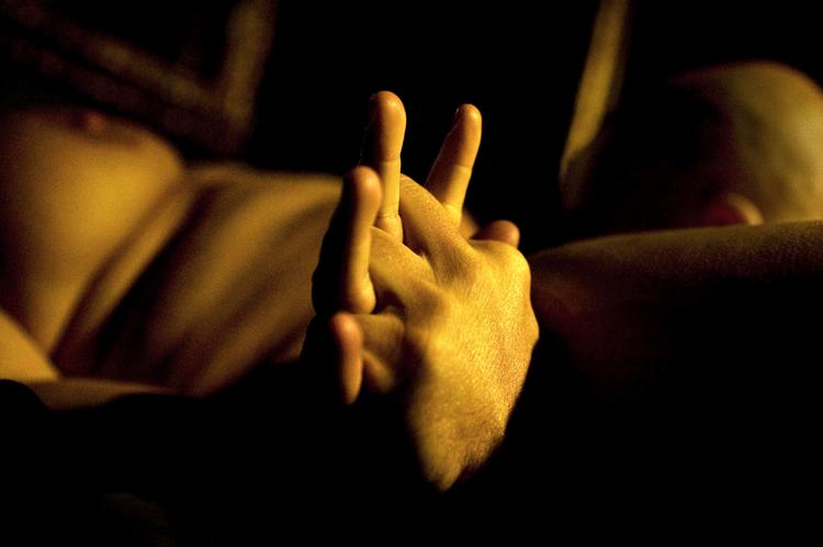 Hot! Peter Thielst trækker den historiske linje frem til vor egen tid, hvor seksualiteten bl.a. udleves i swingerklubber. 
