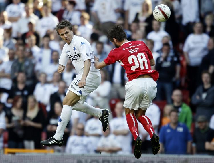 karrierestop. 33-årige Jesper Grønkjær har spillet 162 kampe og scoret 25 gange for FCK siden skiftet i sommeren 2006. 
