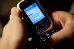 Belønning. Vælger man at bruge Smartdrop, kan man enten selv få sine penge for den gamle telefon eller donere dem til et velgørende formål. 