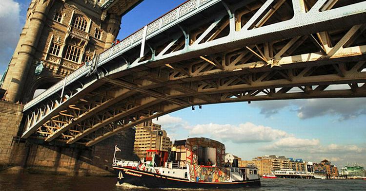 Fredag står London på den anden ende, når prins William får sin Kate. 