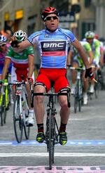 Hjemmebane. Cadel Evans slog sig ned i Schweiz, da han i slutningen af 1990'erne flyttede til Europa. 