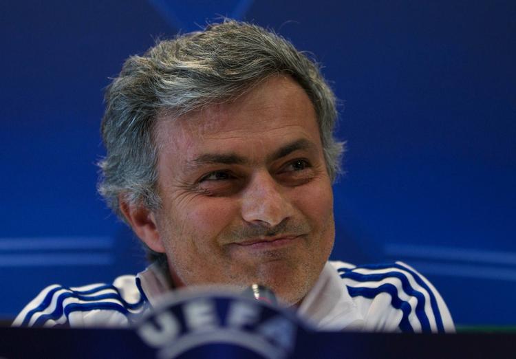 spil. Real Madrid-træner José Mourinho er en mester i det psykologiske spil før kampen. Op til endnu en spansk klassiker tager han opmærksomheden med drillerier mod Barcelona-træneren. 