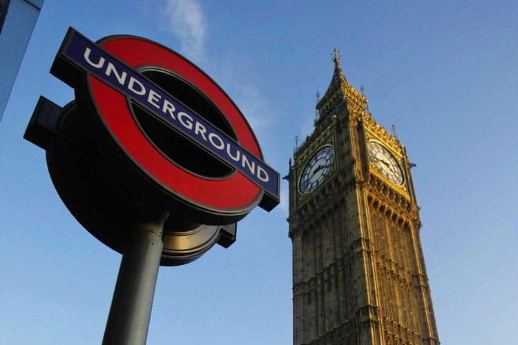 TUBE. En større removering af Londons undergrunds-net er sat i gang. 