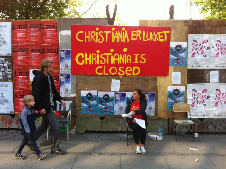 Farvel. Christianias hovedindgang er lukket for al indgang. 