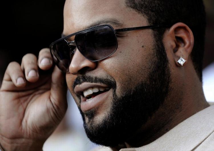 Legendarisk. Ice Cube fyrer op under attituden hele to gange i juli. Her ses han til premiere på filmen "The Longshots". 