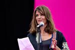 Filantropisk. »Jeg kan personligt godt lide fælelsen af at vise omtanke for andre - også i det små, når jeg køber noget i et supermarked eller på en café«, udtaler Helena Christensen i forbindelse med oprettelsen af SEIMEI Fonden. 