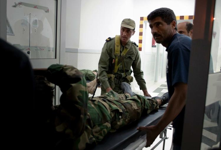 MEDTAGET. Et ukendt antal libyske soldater har mistet livet i kampe mod den tunesiske hær. 