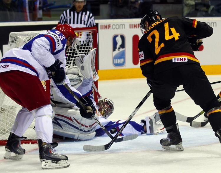 Chok. Tyskland chokerede ishockeyverden med sejr over Rusland i VM's åbningskamp. 