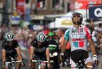 Vinder. Philippe Gilbert har haft et forrygende forår. Alligevel er hans hold Omega Pharma-Lotto ved at lukke. 