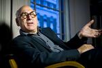 nyman. Hans musik fungerede dårligt uden for sammenhæng. 