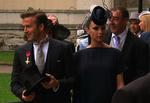 kampklar. David Beckham ankommer til det kongelige bryllup i London sammen med konen, Victoria Beckham. Arkivfoto: AP 