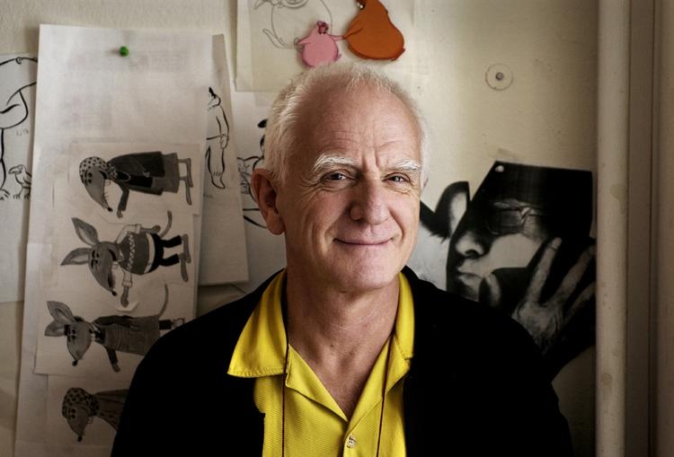 Anti-disney. Hastrup har aldrig lagt skjul på sit politiske ståsted. Lige nu er han i gang med et filmprojekt om asylbørns vilkår i Danmark. 