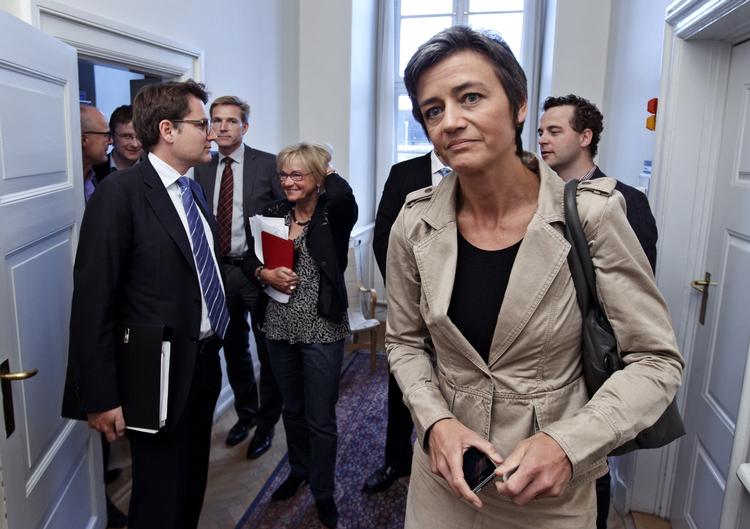 2020-forhandlinger. Margrethe Vestager og de radikale forsøger stadig at få lavet en aftale med regeringen om efterløn og højere pensionsalder. 