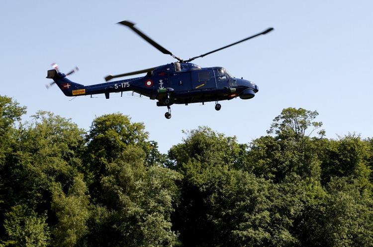 SPILD. Politiet mener ikke, at Flyvevåbnet havde grund til at sende helikopter ind i eftersøgning af deres ansattes pårørende. 