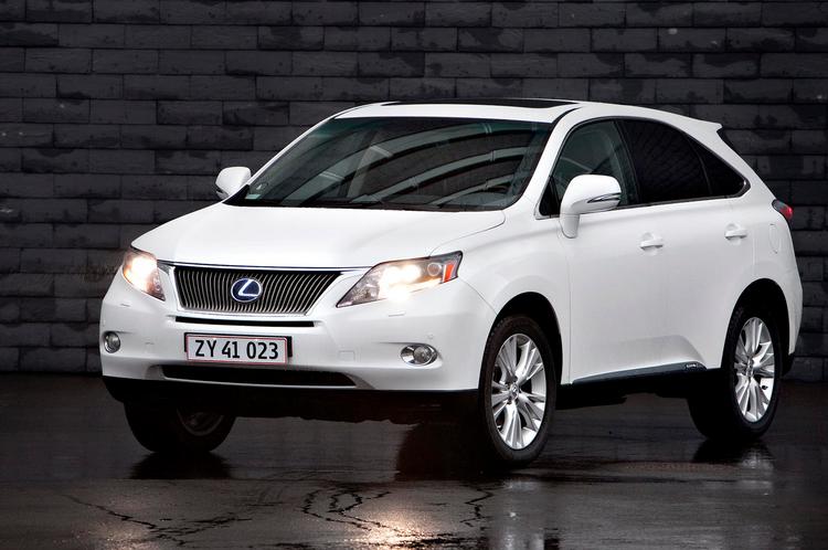 kostbart. Det er ikke bare ekstremt dyrt at  køre i en Lexus RX 450h. Den er også blandt de biler i Danmark med størst risiko for at blive stjålet.. 