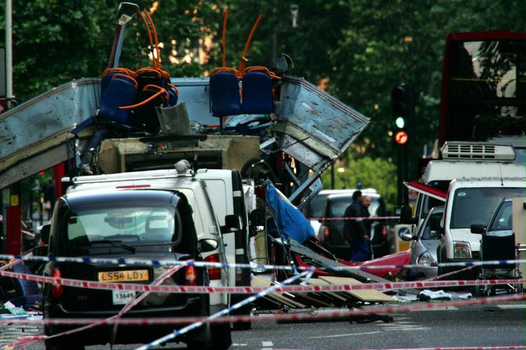 Undersøgelse. Ingen myndigheder eller individer kunne have undgået at 52 personer blev dræbt under terrorangrebet i London 7. juli 2005. 
