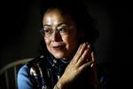 Savn.  Xinran Xue blev selv forladt af sin mor, som overlod hende kun 30 dage gammel i bedstemoderens varetægt. 