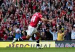 1-0. En dyb stikning til Javier Hernandez, og så førte Manchester United i første minut. 