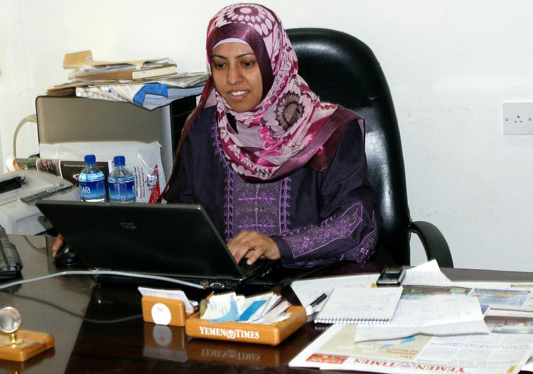 Hård kamp. Det var svært for staben på Yemen Times at acceptere en  kvindelig chefredaktør, men »nu har jeg bevist, at jeg kan«. 