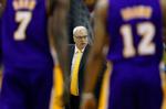 afsked. Efter 11 NBA-titler har Phil Jackson valgt at stoppe som træner. 