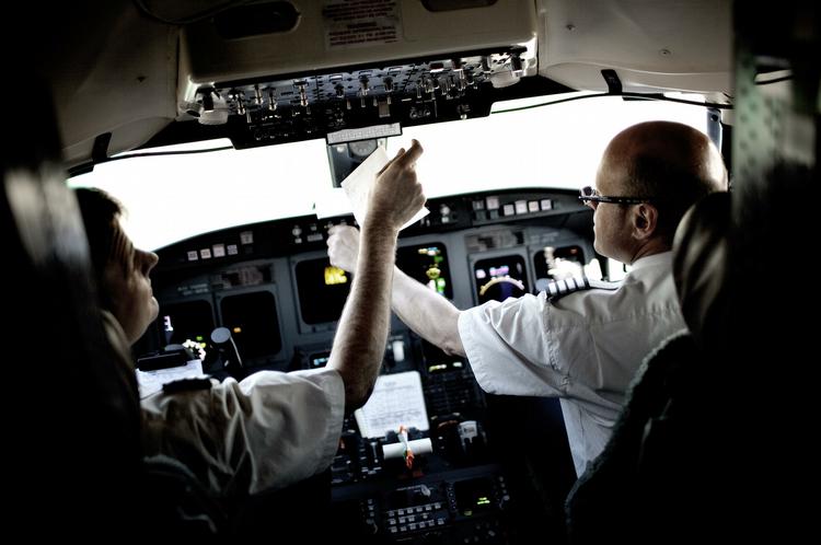 Fejlsøgning. Piloter i danske luftfartsselskaber begik 707 fejl sidste år. Det er markant flere end de 600, som de hidtil har lavet om året. 