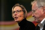 ændring. DR har renset grundigt ud blandt chefer med en TV 2-fortid, fordi DR vil vende fokus fra seertal til 'nyklassisk public service'. I går blev mediedirektør Mikael Kamber fyret. Generaldirektør Maria Rørbye Rønn (billedet) træder nu i karakter. 