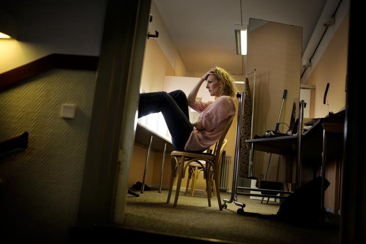 Reumert. Skuespilleren Ditte Hansen var veloplagt og uforskammet som vært ved årets prisfest. 