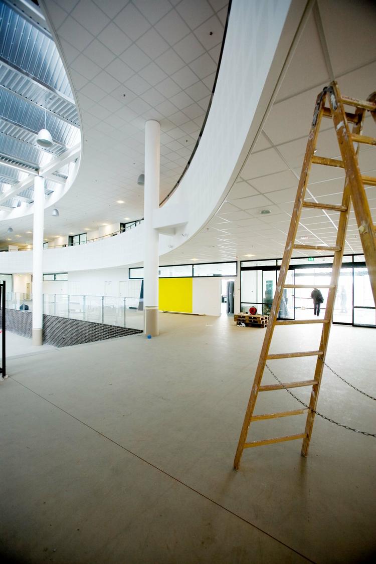 Socialt. Cubo Arkitekter har blandt andet markeret sig med ved at tegne Egå Gymnasium (billedet). 