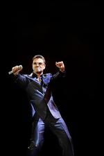 Intimt. Der sælges 12.000 billetter til George Michaels koncerter i Herning, hvilket er noget mindre skala end da han optrådte foran 50.000 i Parken i 2008. 