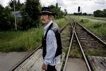 Svigt. Svend-Aage Rasmussen er en af dem, der omkring 1960'erne boede på børnehjemmet Godhavn under forfærdelige forhold. 