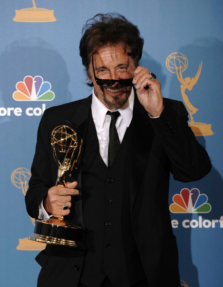 Rå. Al Pacino kan vel efterhånden kaldes et gangster-ikon. Nu vender han tilbage i den vante rolle. 