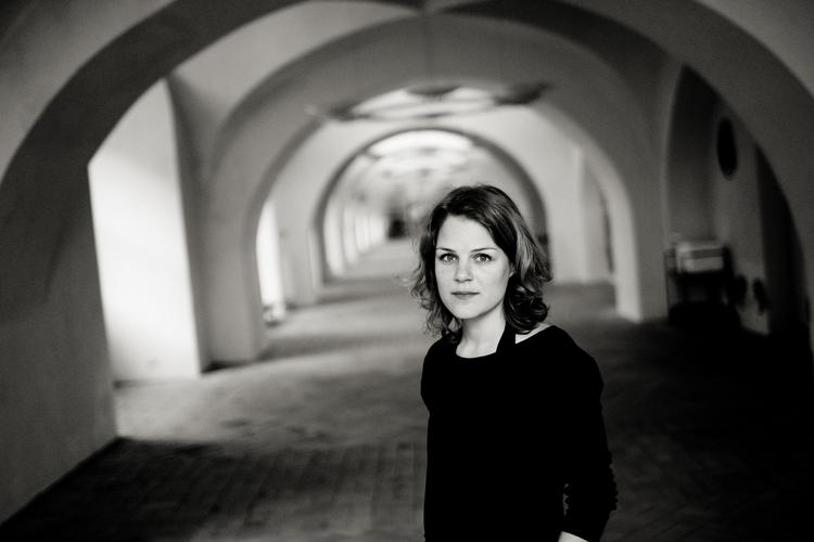 Dumhed. Johanne Schmidt-Nielsen mener, at S og SF's kovending i forhold til efterlønnen skaber uklarhed om de to partiers politiske linje. 