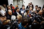 Valg. Statsminister Lørs Løkke Rasmussen (V) må og bør udskrive valg før sommerferien, mener politiske kommentatorer. 