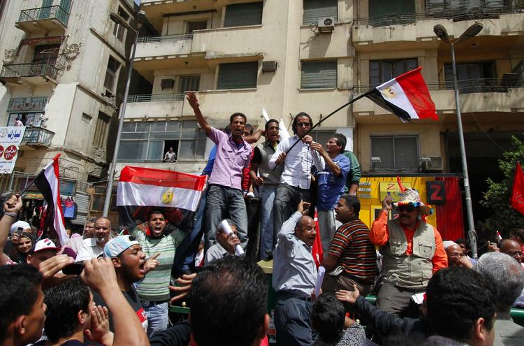 Egypten. Fejler det egyptiske eksperiment, vil det være Vestens nederlag, skriver Pundik. 