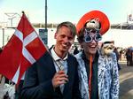 Fan. René Sjælland er en af de få danske fans i Düsseldorf. 