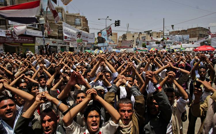 Oprør. Demonstranter i Yemen kæmper for præsidentens afgang. 
