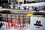Metrobyggeri. Selvfølgelig skal man lide, før man kan nyde, men skal man virkelig lide så længe? Ti år, tyve år, tredive år, fyrre år - det er absurd, skriver Bjørn Bredal 