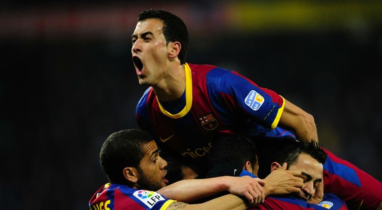 renset. Sergio Busquets øverst kan deltage i Champions League-finalen for Barcelona, efter anklager fra Real Madrid er blevet afvist af Uefa. 
