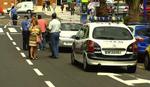 Drabet. Politiet arbejder ved gerningsstedet i Los Cristanos på Tenerife umiddelbart efter forbrydelsen. 